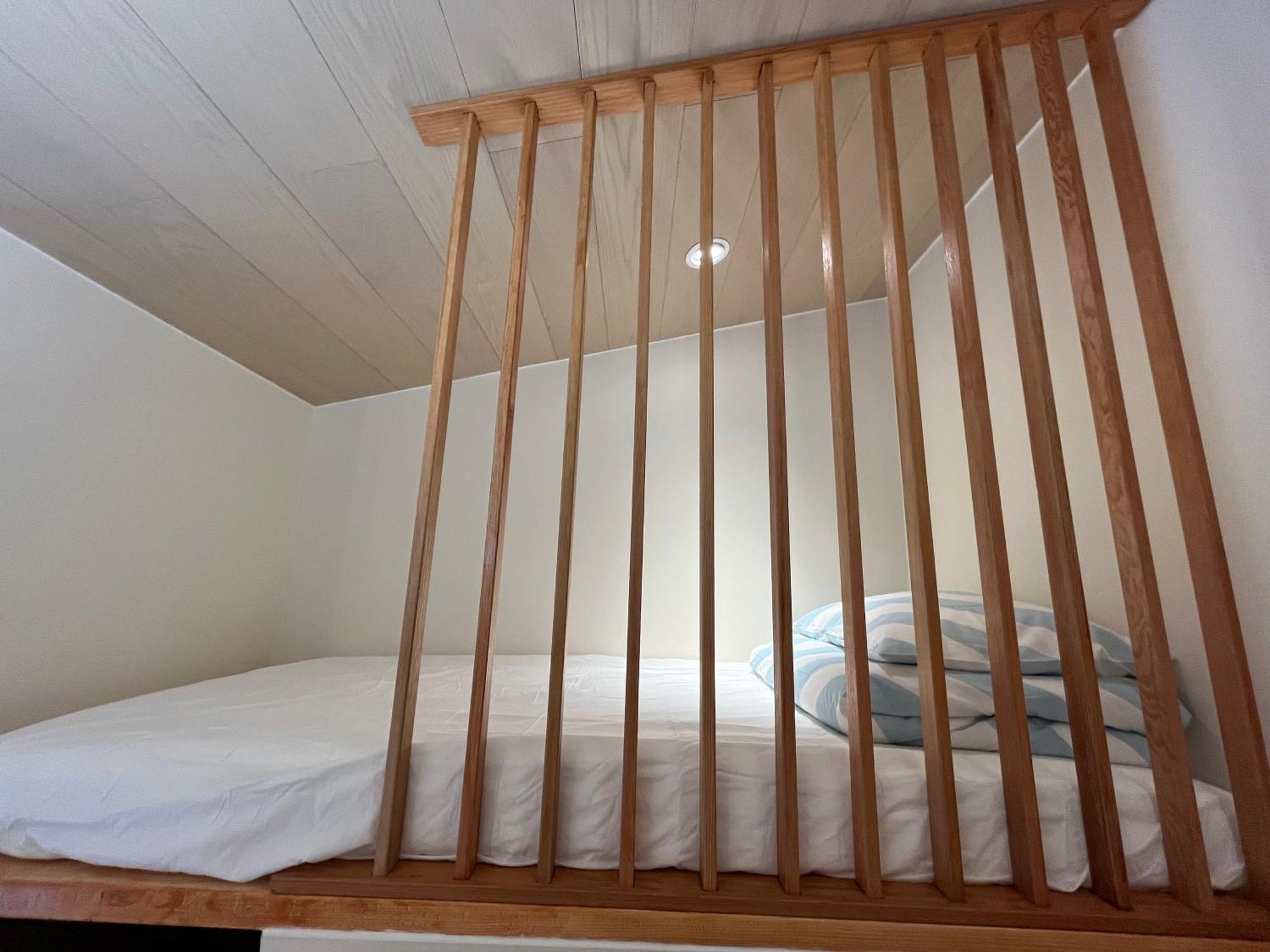 Banff Wood Lodge แคนมอร์ ภายนอก รูปภาพ